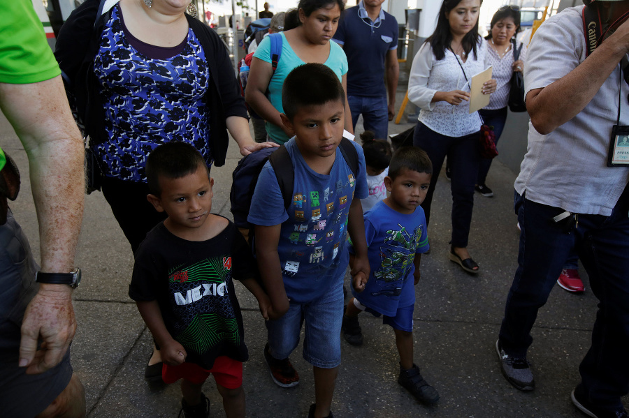 Deti na hraniciach oddelili