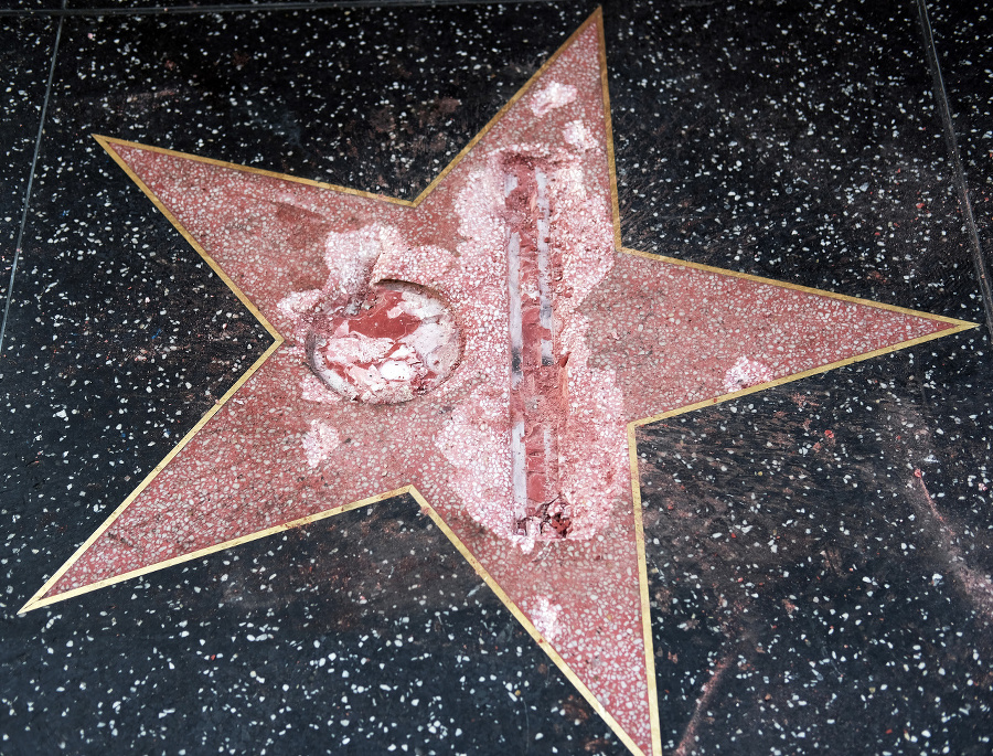 Trumpova hviezda na chodníku