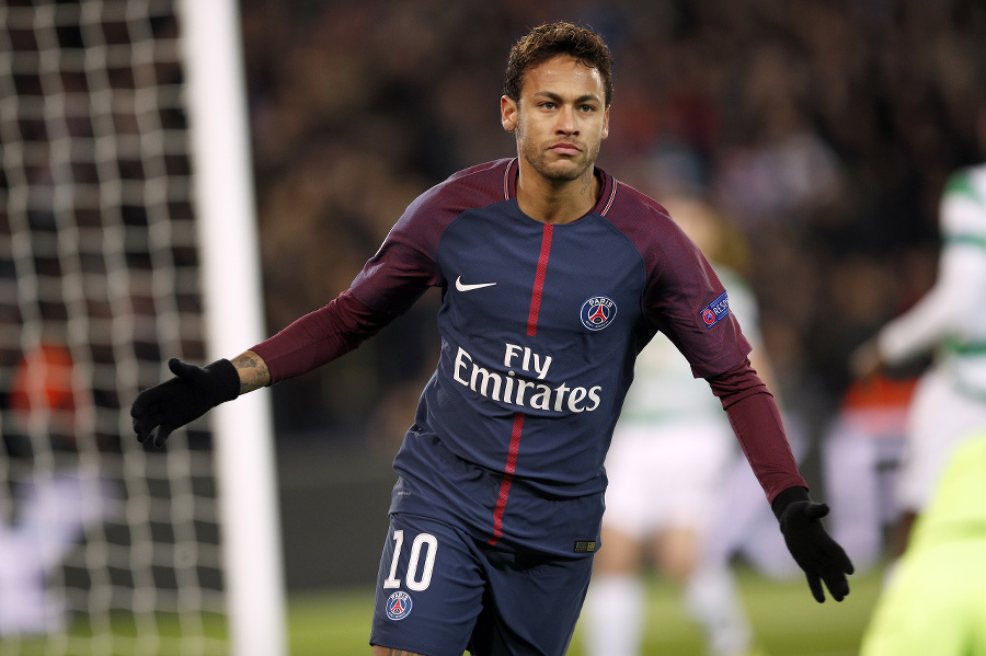 Neymar oslavuje gól v