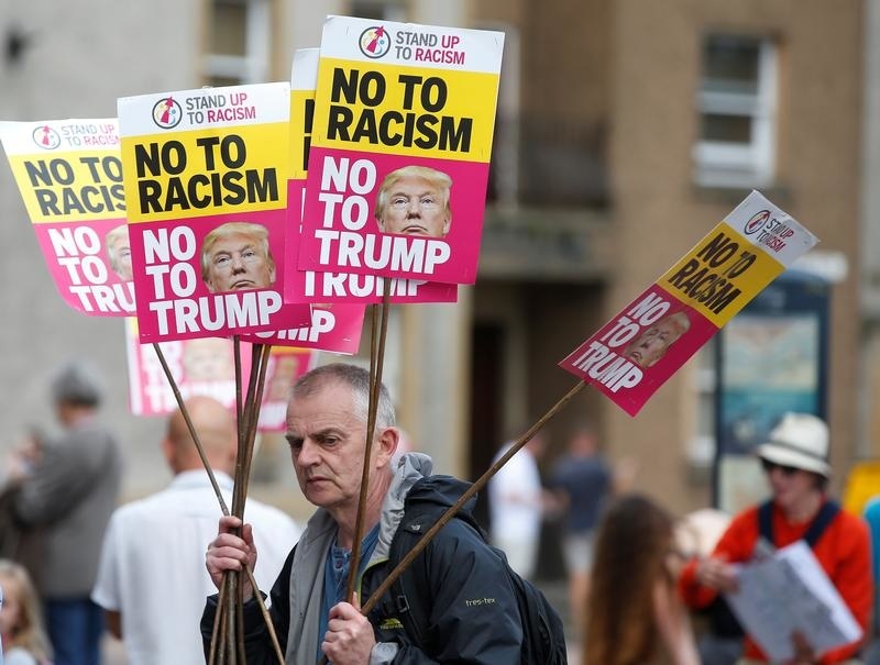 Škóti protestovali proti Trumpovej