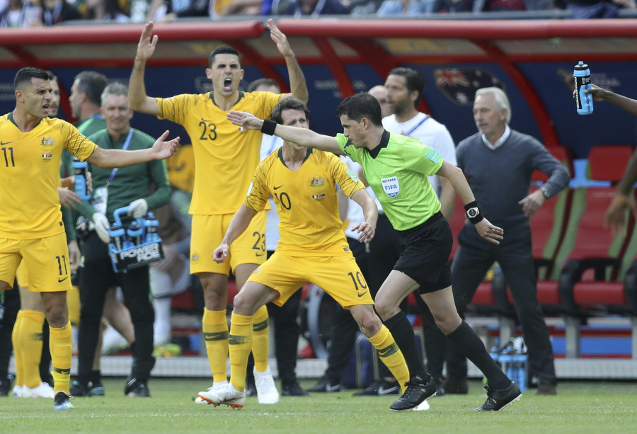 Austrálski futbalisti protestujú po