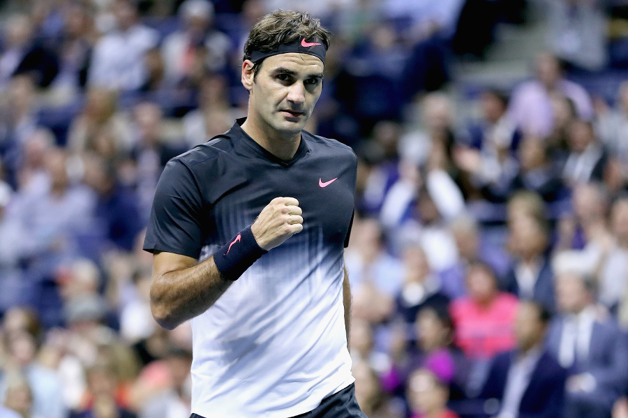 Federer postúpil po päťsetovej