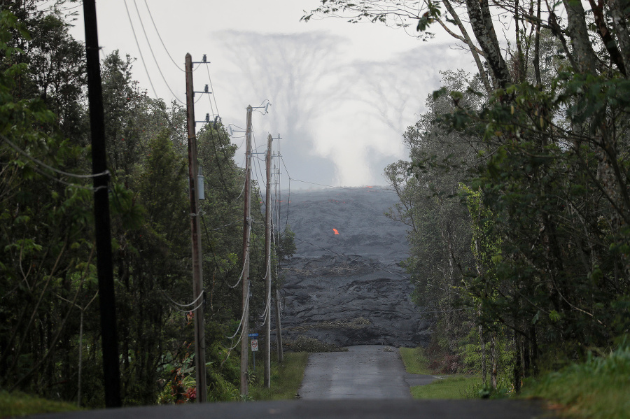 Havajská sopka Kilauea naďalej
