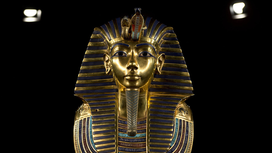 Posmrtná maska egyptského faraóna