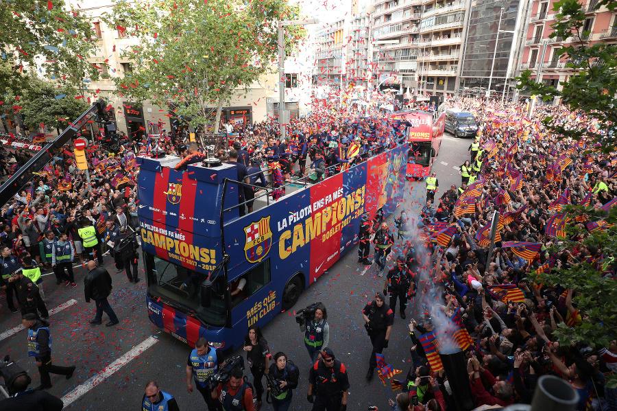 Hráči Barcelony oslavovali majstrovský