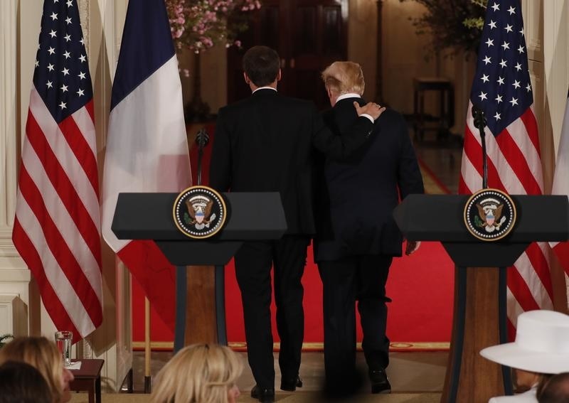 Emmanuel Macron a Donald