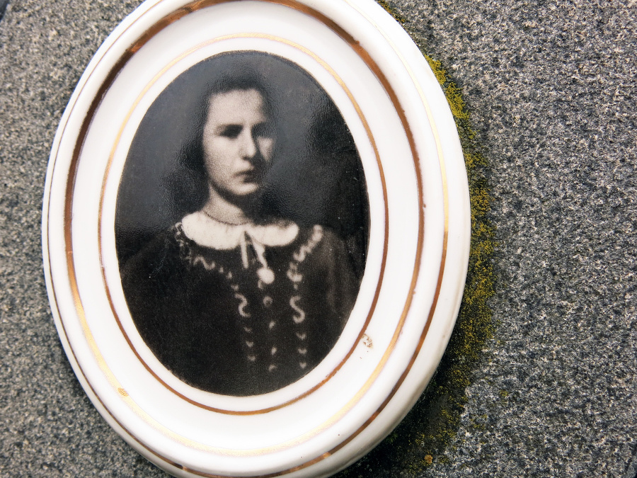Anka Kolesárová († 16) sa stala mučenicou čistoty.