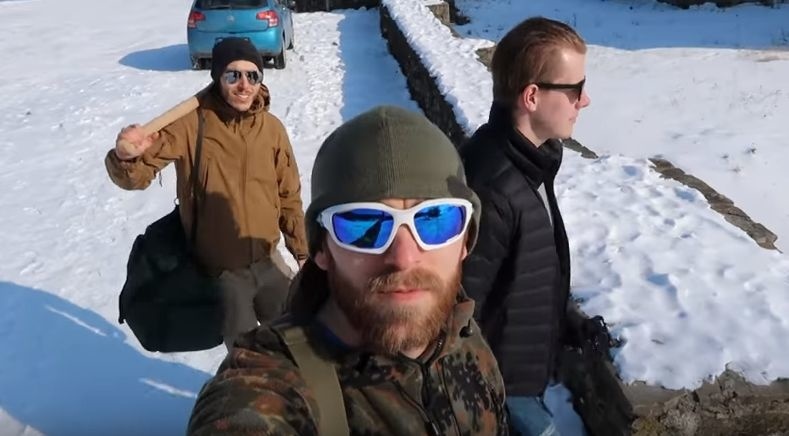 Traja kamaráti sa vybrali v mraze na Litovskú Maru.