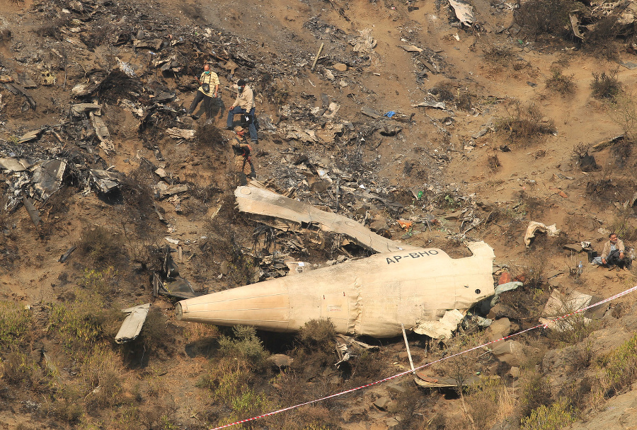 Pri páde lietadla zahynulo