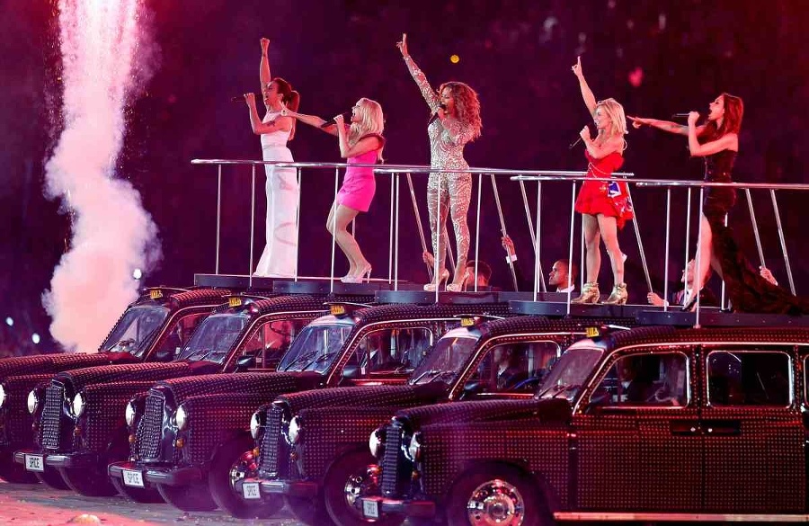 Spice Girls počas vystúpenia