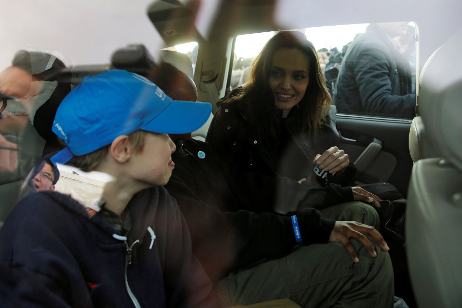 Angelina Jolie sa stretla