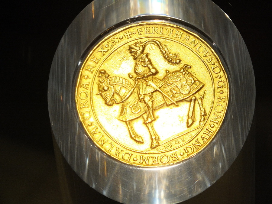 Zkatá medaila kráľa Ferdinanda