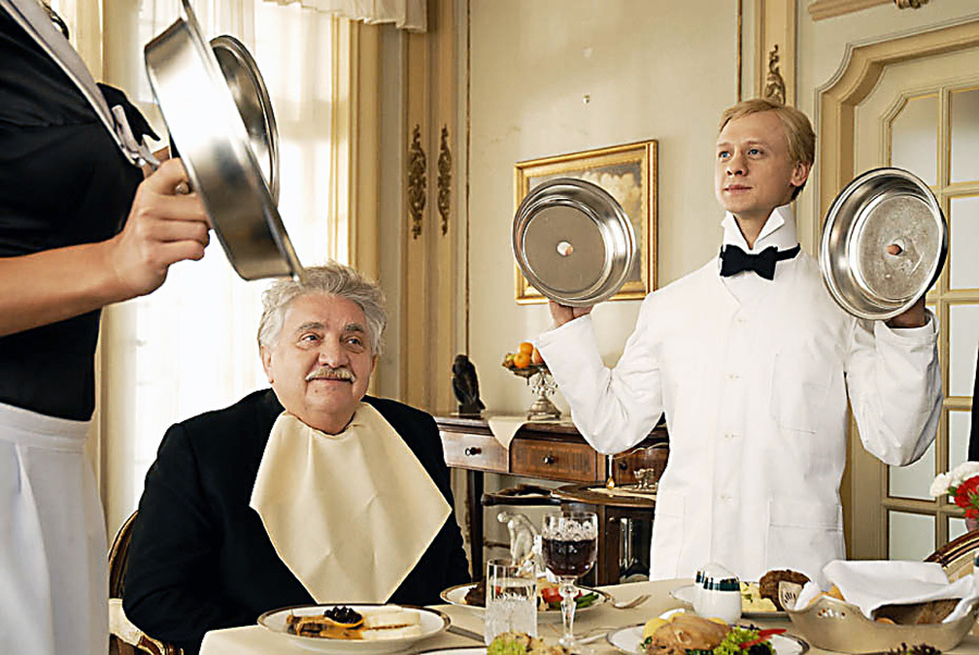 Obsluhoval jsem anglického krále (2006)