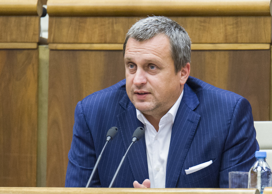 Študentom odpovedal aj Andrej Danko.
