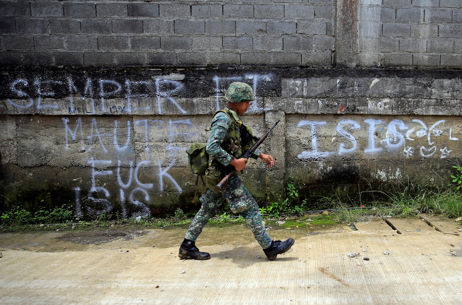 Vojak v meste Marawi,