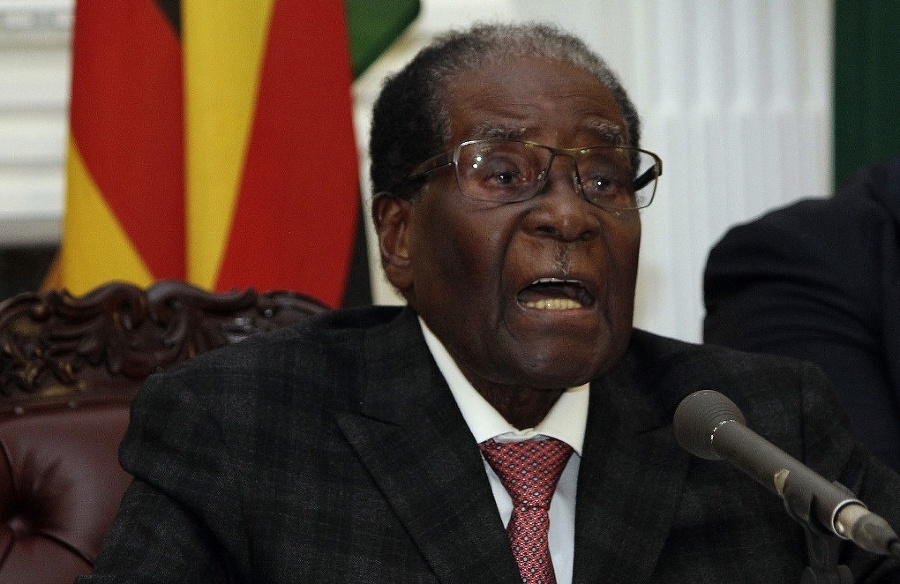 Robert Mugabe je v