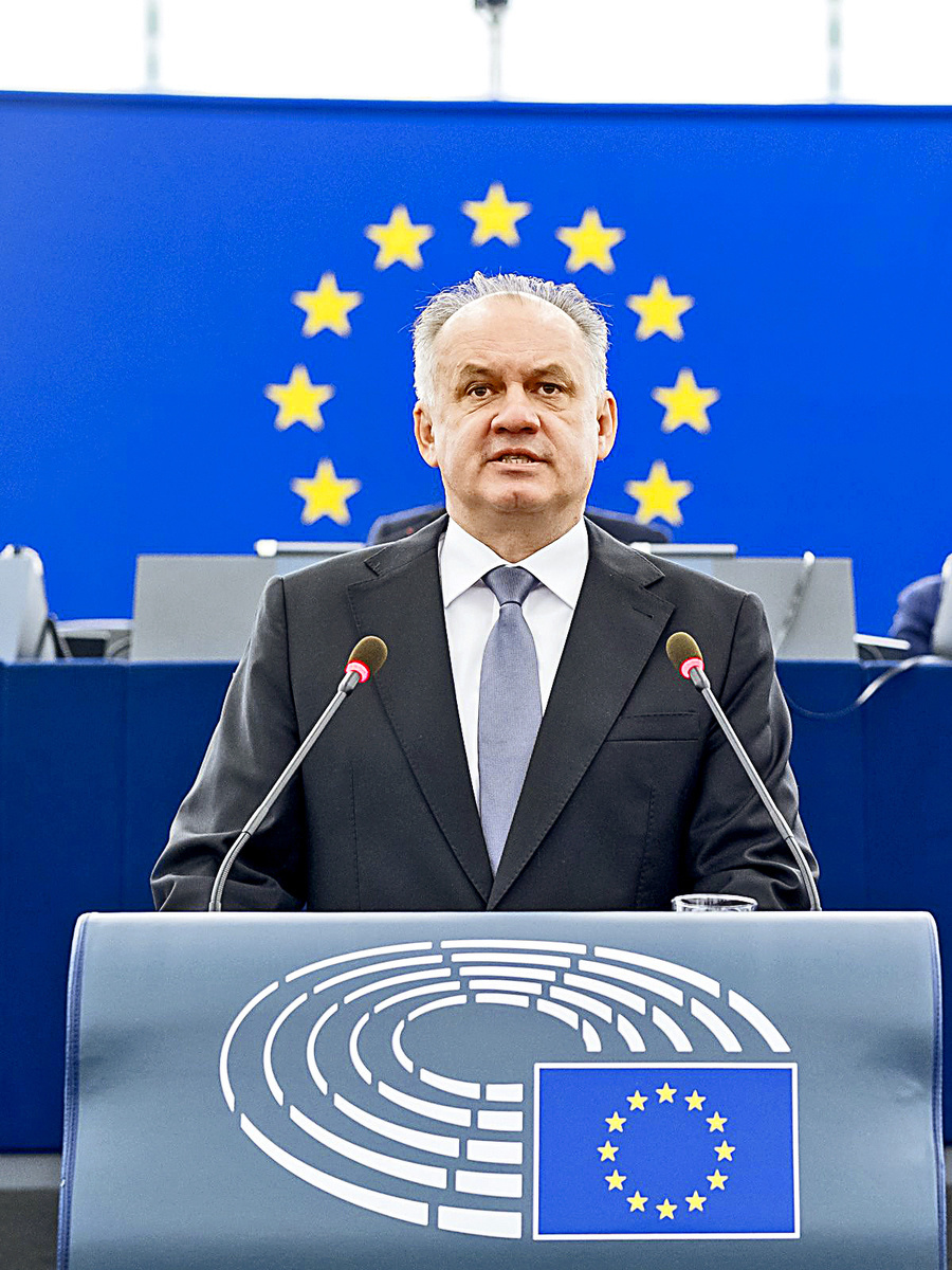 Andrej Kiska (54) .