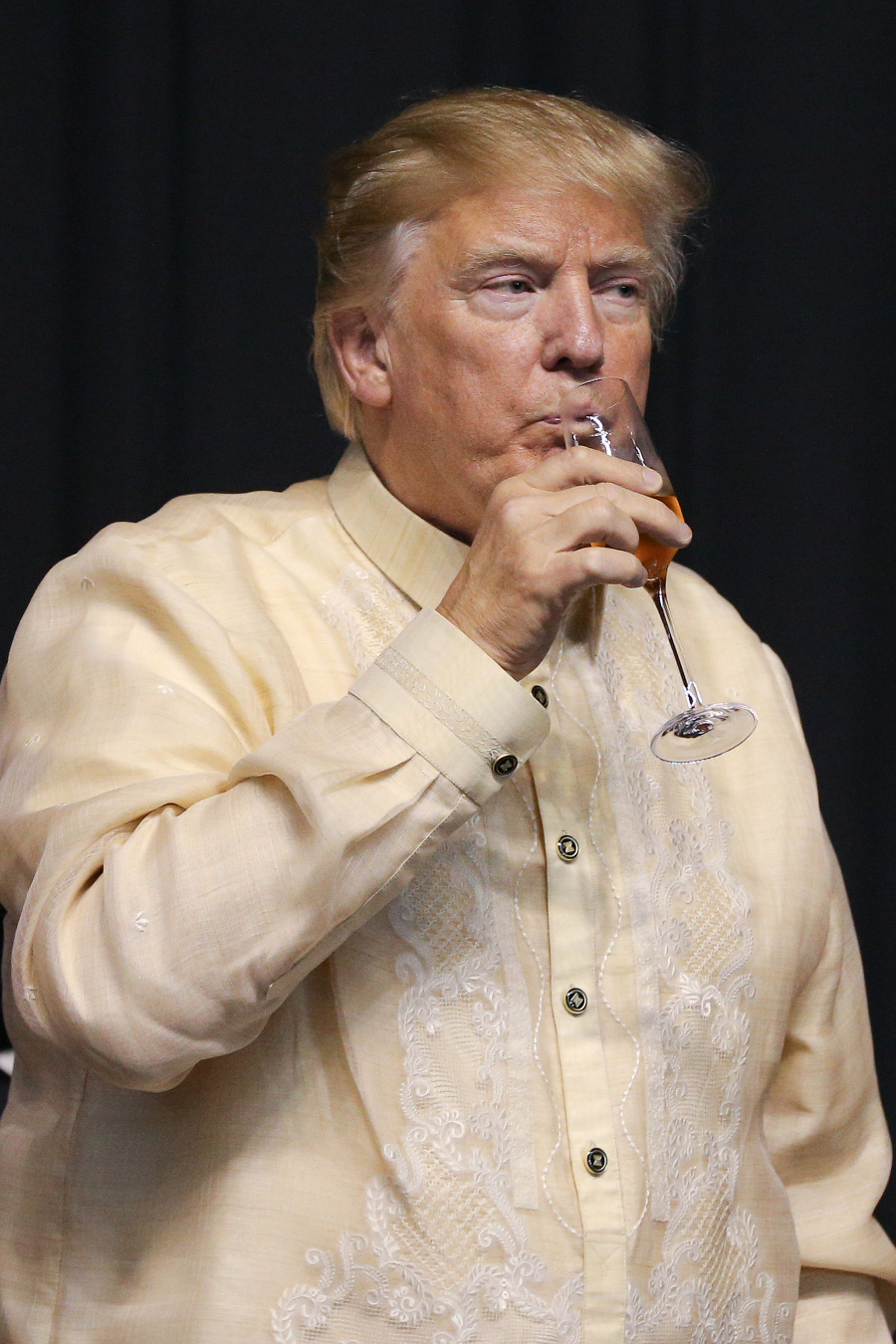Šampanské americkému prezidentovi očividne