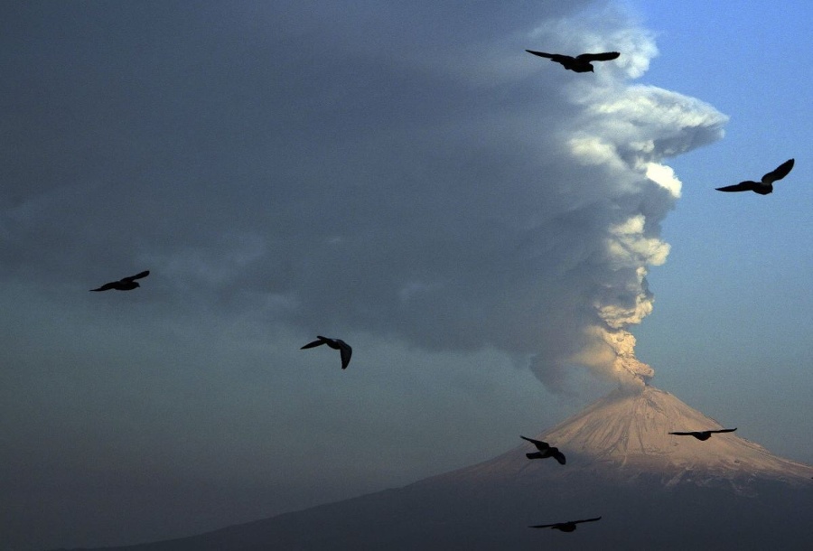 Sopka Popocatepetl sa prebudila