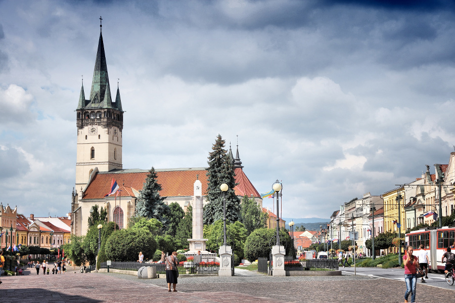 Presov: Tourists visit Old