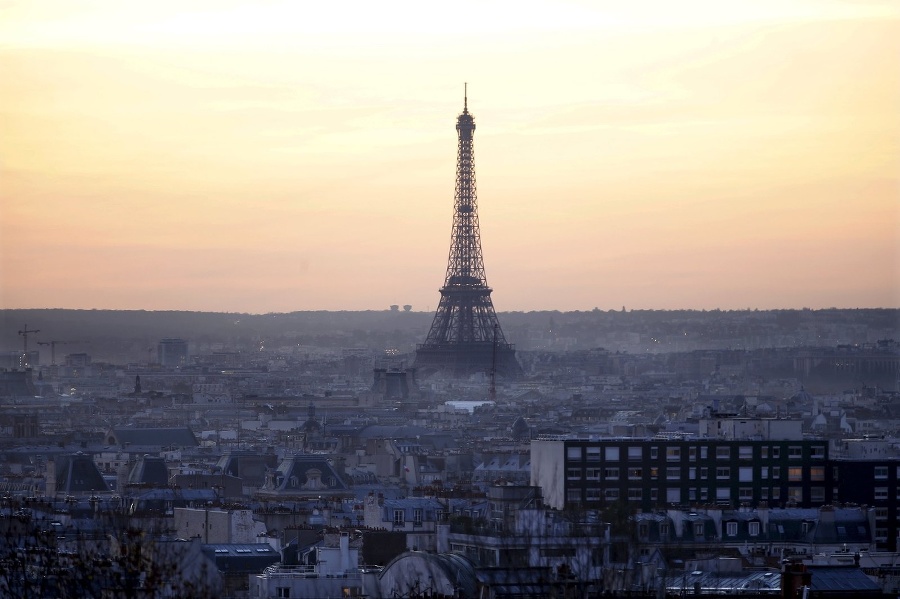 Eiffelova veža v Paríži