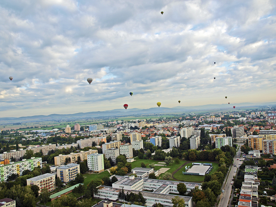 Balónovej fiesty sa zúčastnia