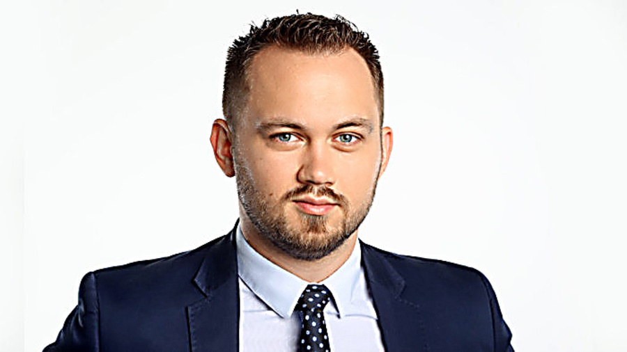 Viktor Serebryakov (27), redaktor.