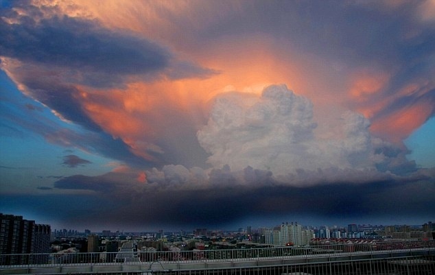 Oblak nad Pekingom pripomínal