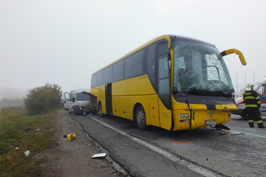 Autobus s deťmi z