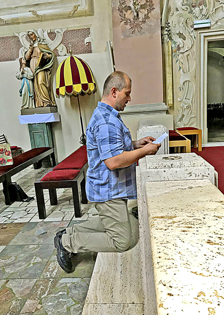 Šéf fašistov vraj „zasvätil“ svoju stranu Panne Márii.