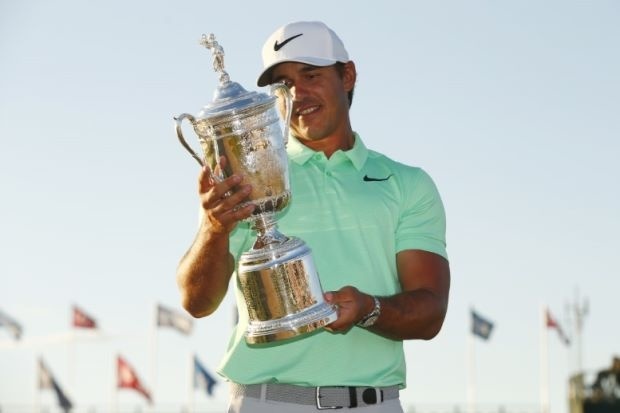 Brooks Koepka s trofejov