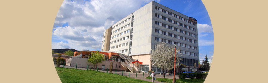 Klan Lexovcov vlastní aj Hotel Barónka v Bratislave. KB