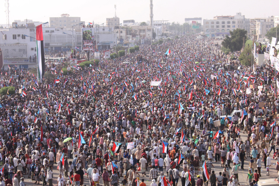 Demonštrácie v Jemene neutíchajú.