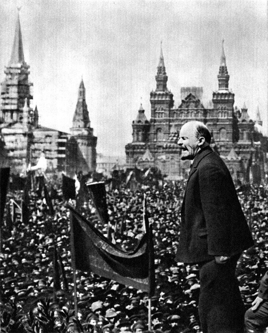 V r. 1917 Lenin