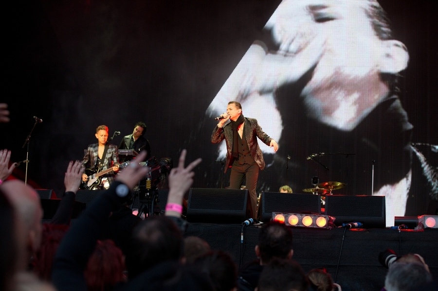 Zábery z koncertu Depeche