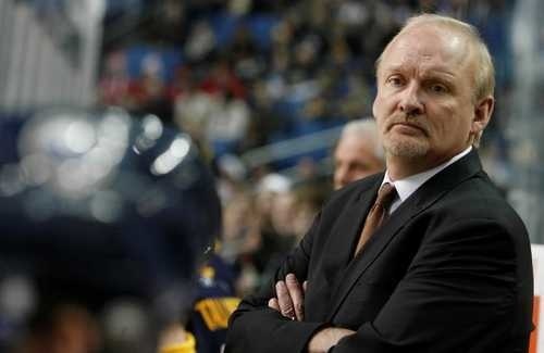 Lindy Ruff povedie Kanaďanov