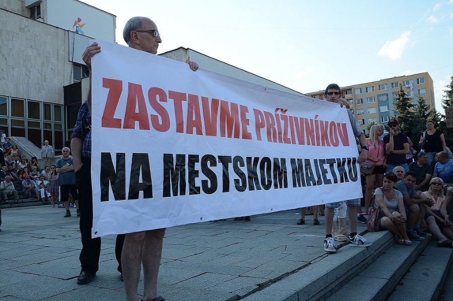 Na proteste sa zišlo