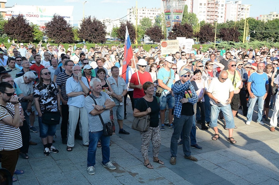 Na proteste sa zišlo