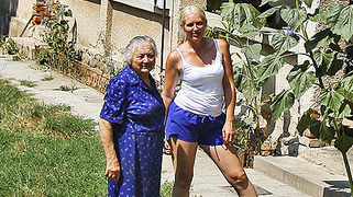 Pani Zuzana Šimková (89)