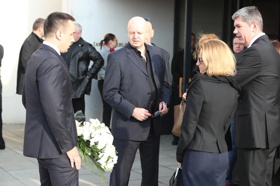 Erik Tomáš, Pavol Rusko a Vladimír Repčík prišli dať zbohom Robovi Beňovi († 54).