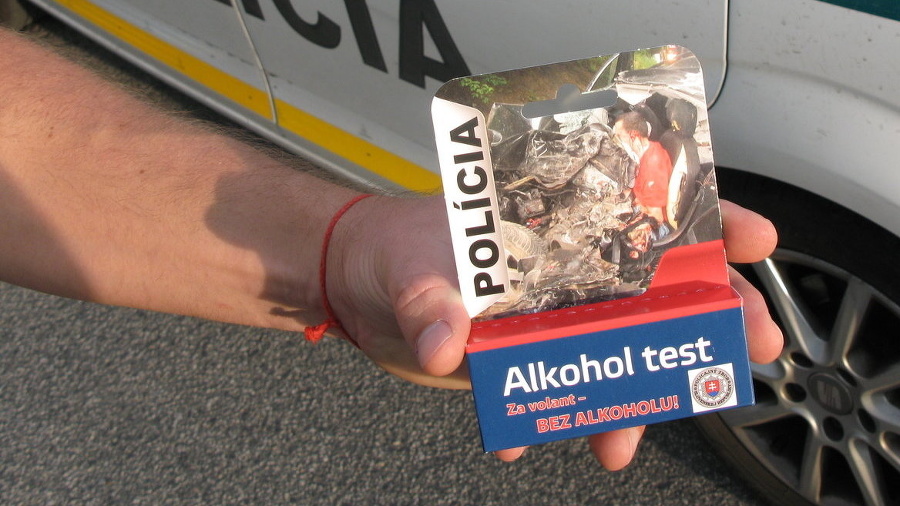 Jednorazový tester na alkohol