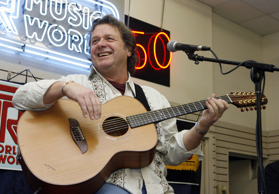 John Wetton zomrel vo