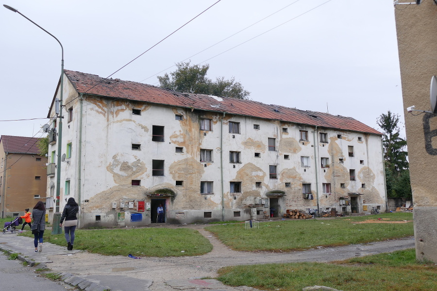 Obyvatelia sami napokon zbúrali