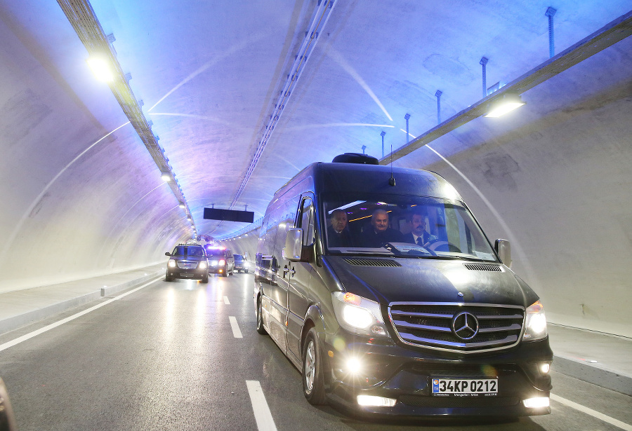 Nový Eurázijský podmorský tunel