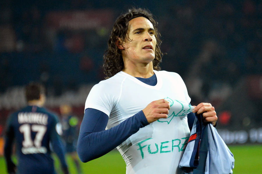 Edinson Cavani si uctil