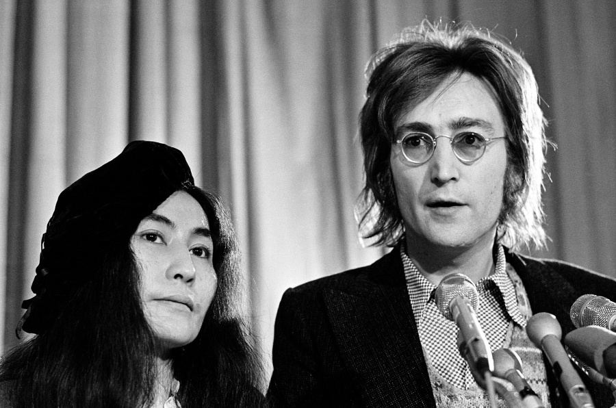 Yoko Ono a John