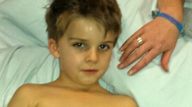 Samuel skončil v nemocnici.