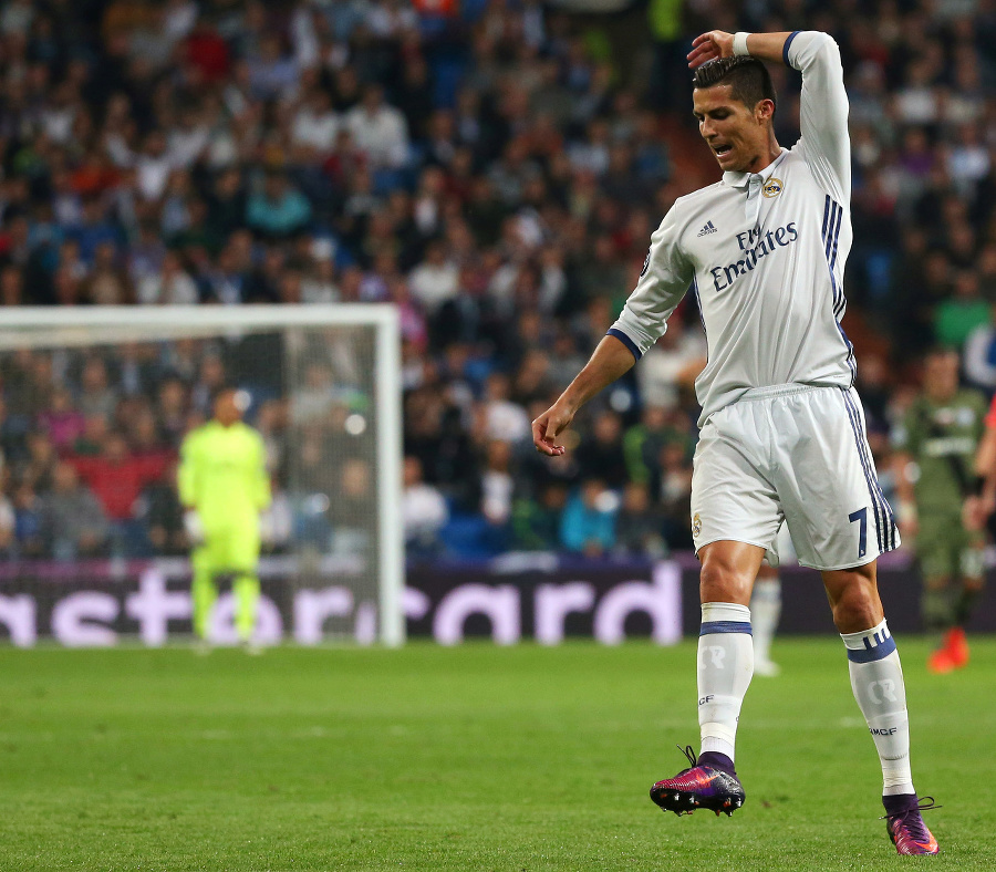 Cristiano Ronaldo signalizoval ofsajd
