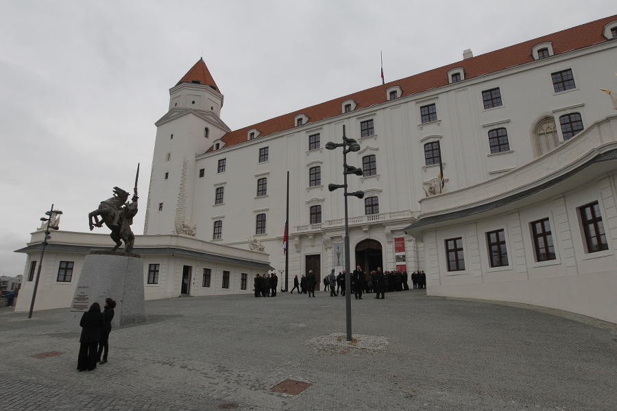 Na Bratislavský hrad už