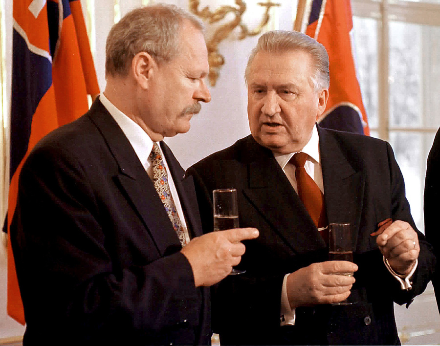 December 1997 - Gašparovičov